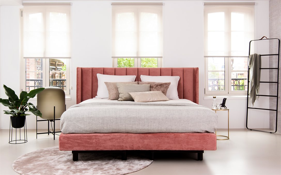 Boxspring Castor pink R bed habits 10